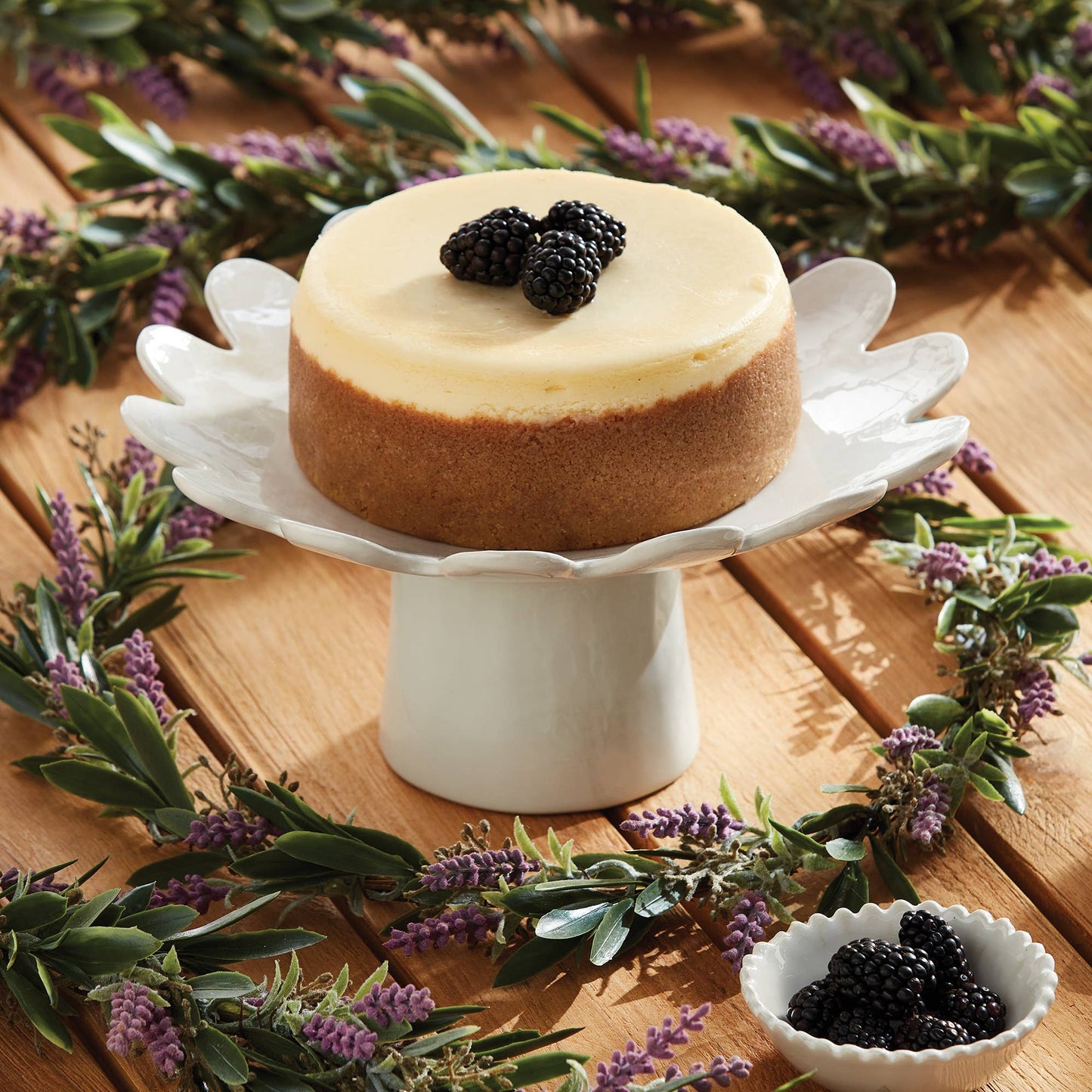 Scalloped Edge Pedestal Tray