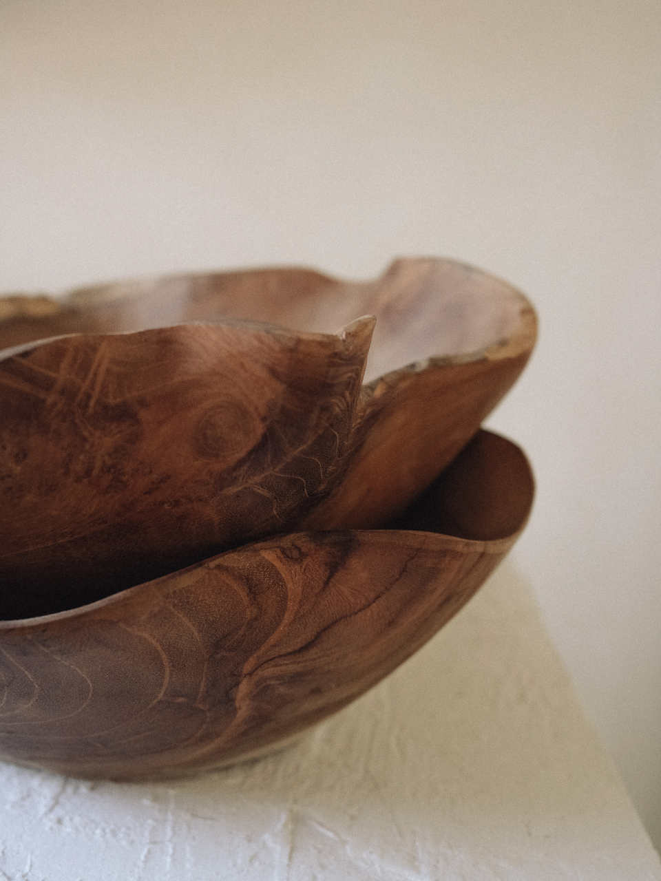 Ruffle Teak Bowl - Small