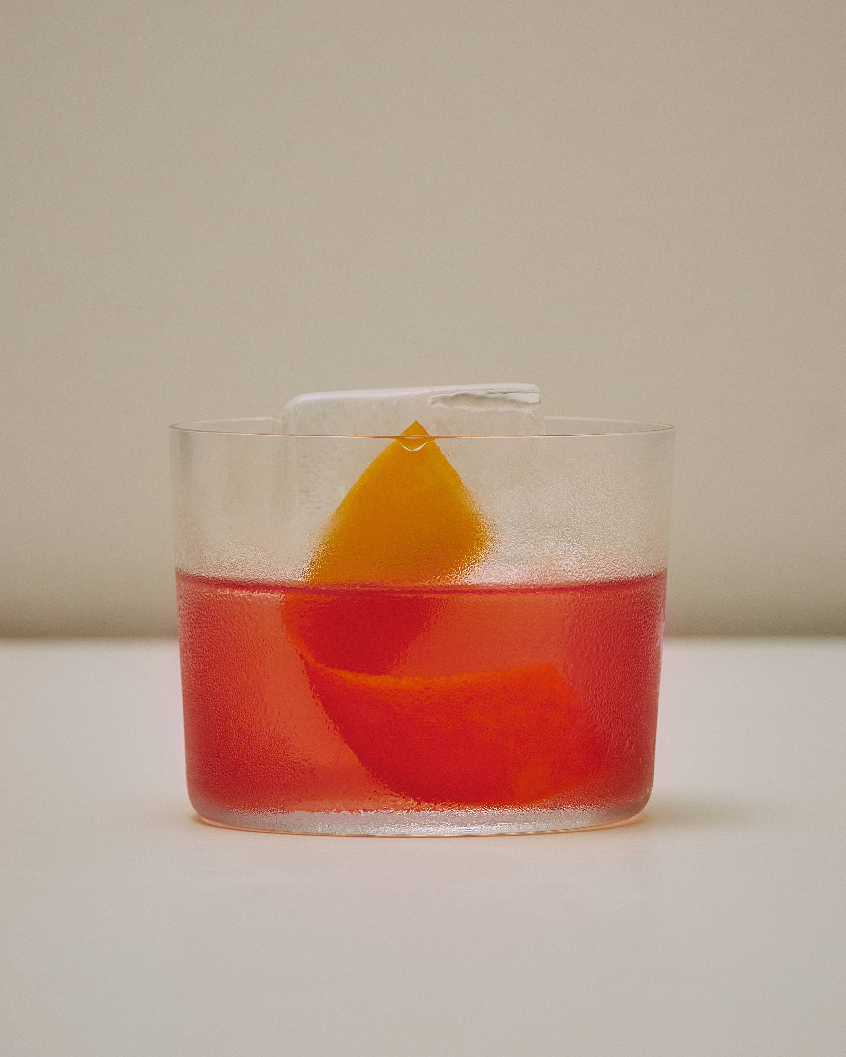 Aplos Negroni