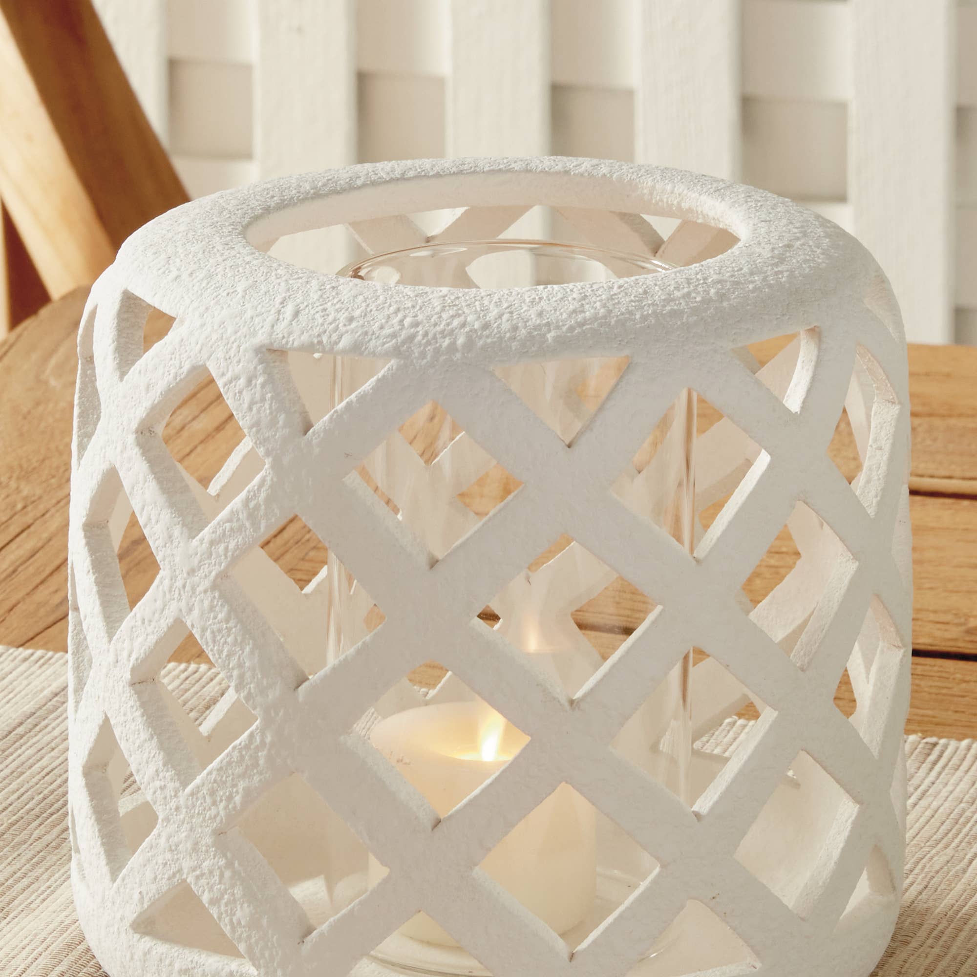 Diamond Ceramic Hurricane Vase - Small